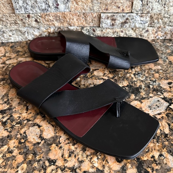 STAUD Shoes - STAUD
Women's Natural Thong Sandal